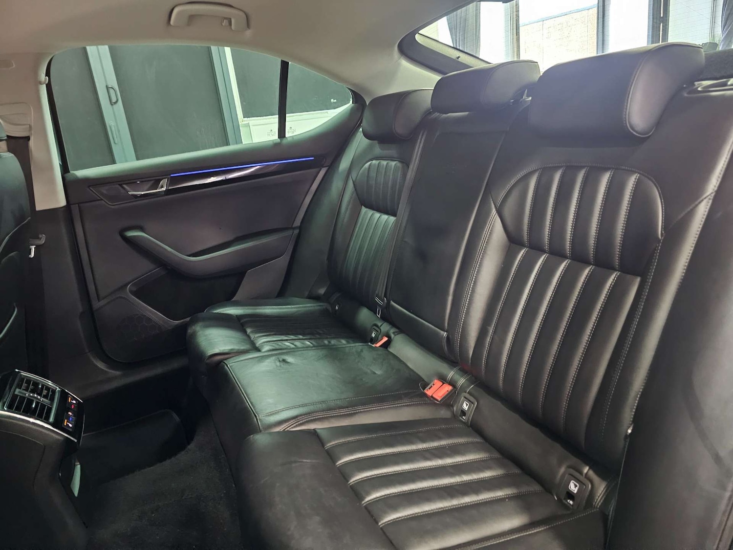 Used Skoda Superb 2016 for sale - 76972405: Photo 91