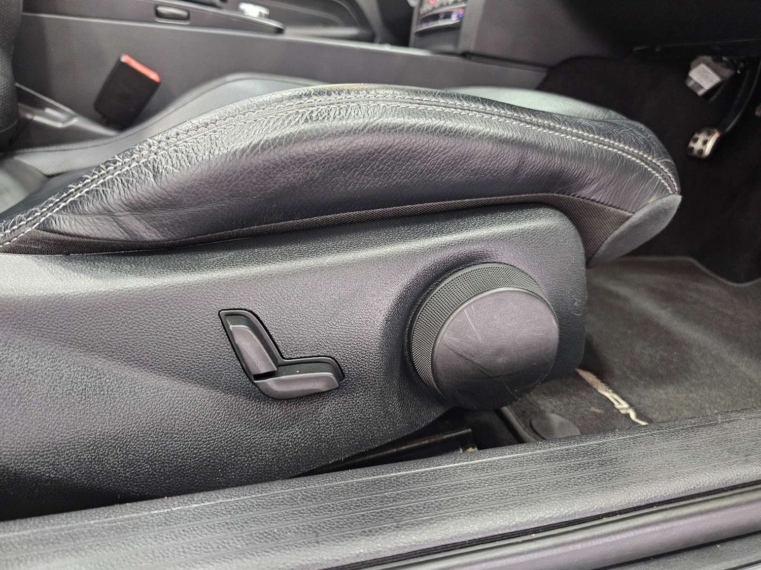 Used Mercedes-Benz E Class 2015 for sale - 76972322: Photo 28