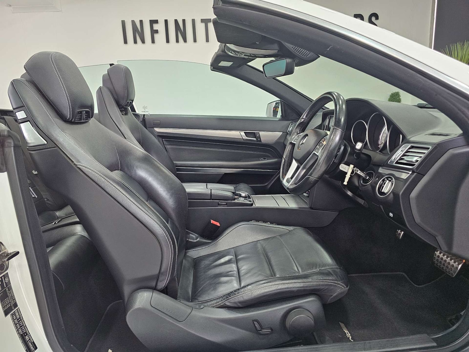 Used Mercedes-Benz E Class 2015 for sale - 76972322: Photo 3