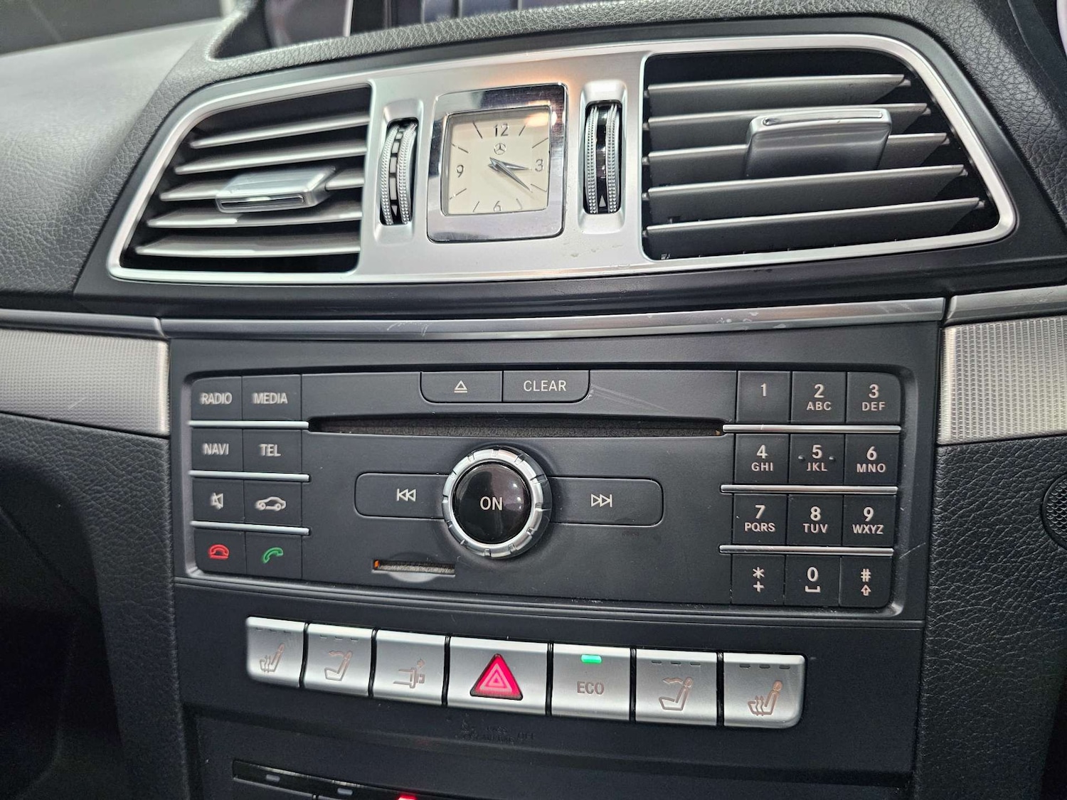 Used Mercedes-Benz E Class 2015 for sale - 76972322: Photo 40