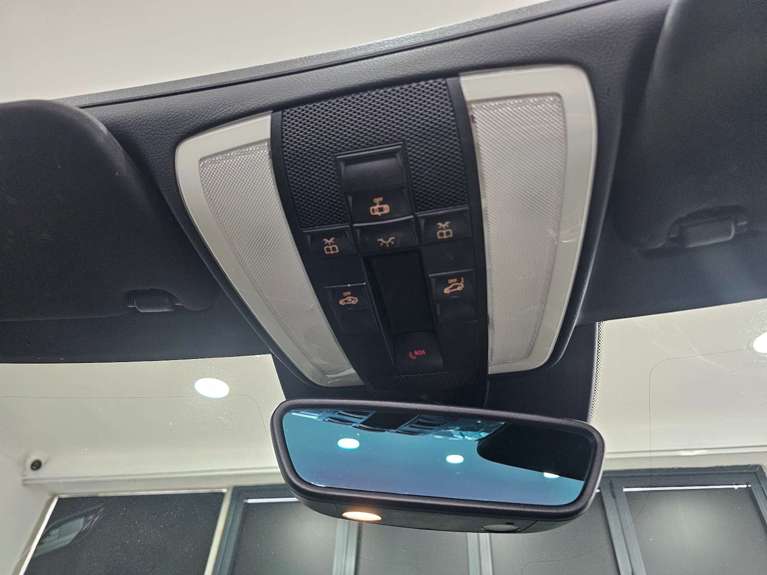 Used Mercedes-Benz E Class 2015 for sale - 76972322: Photo 45