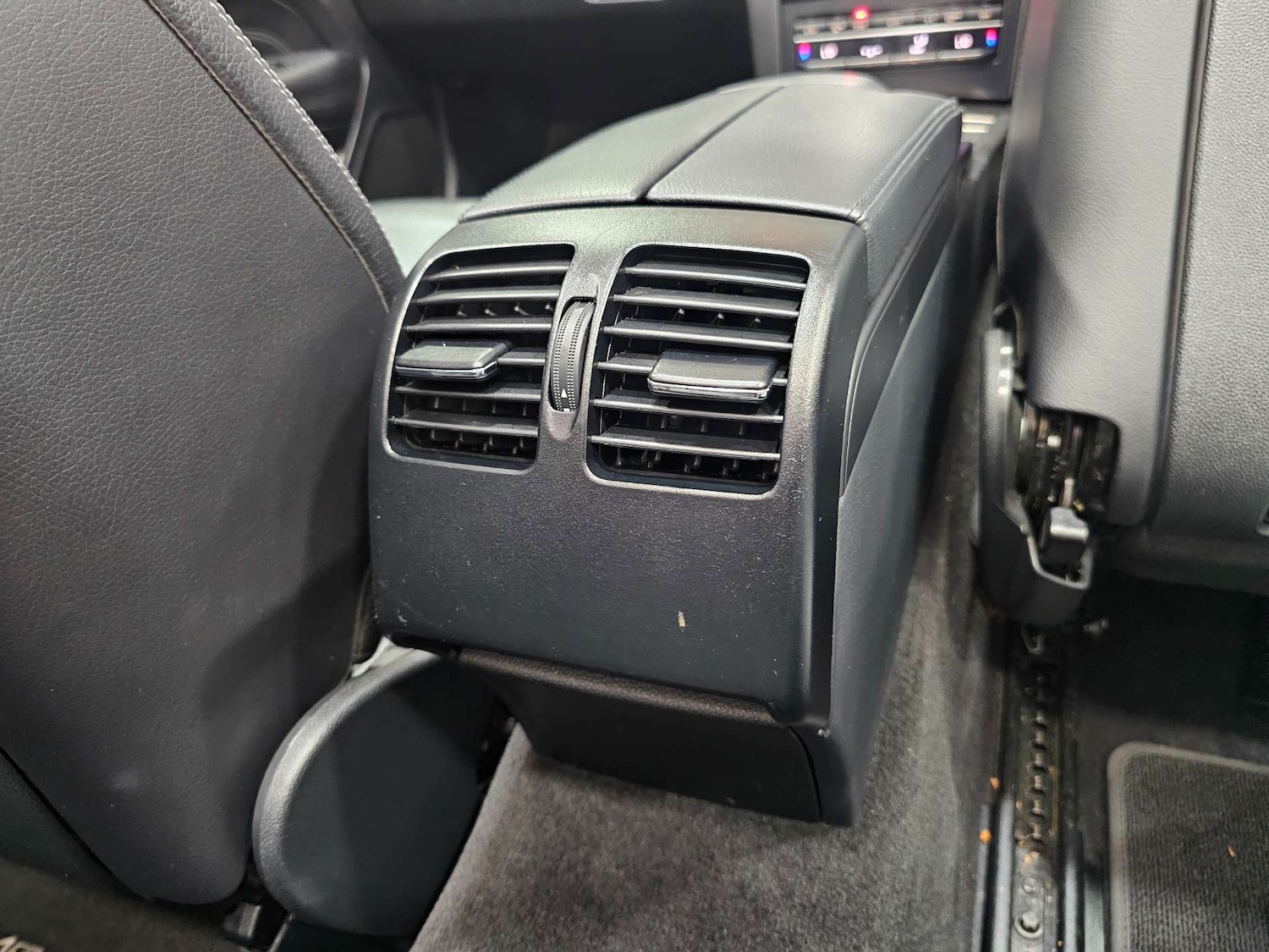 Used Mercedes-Benz E Class 2015 for sale - 76972322: Photo 55