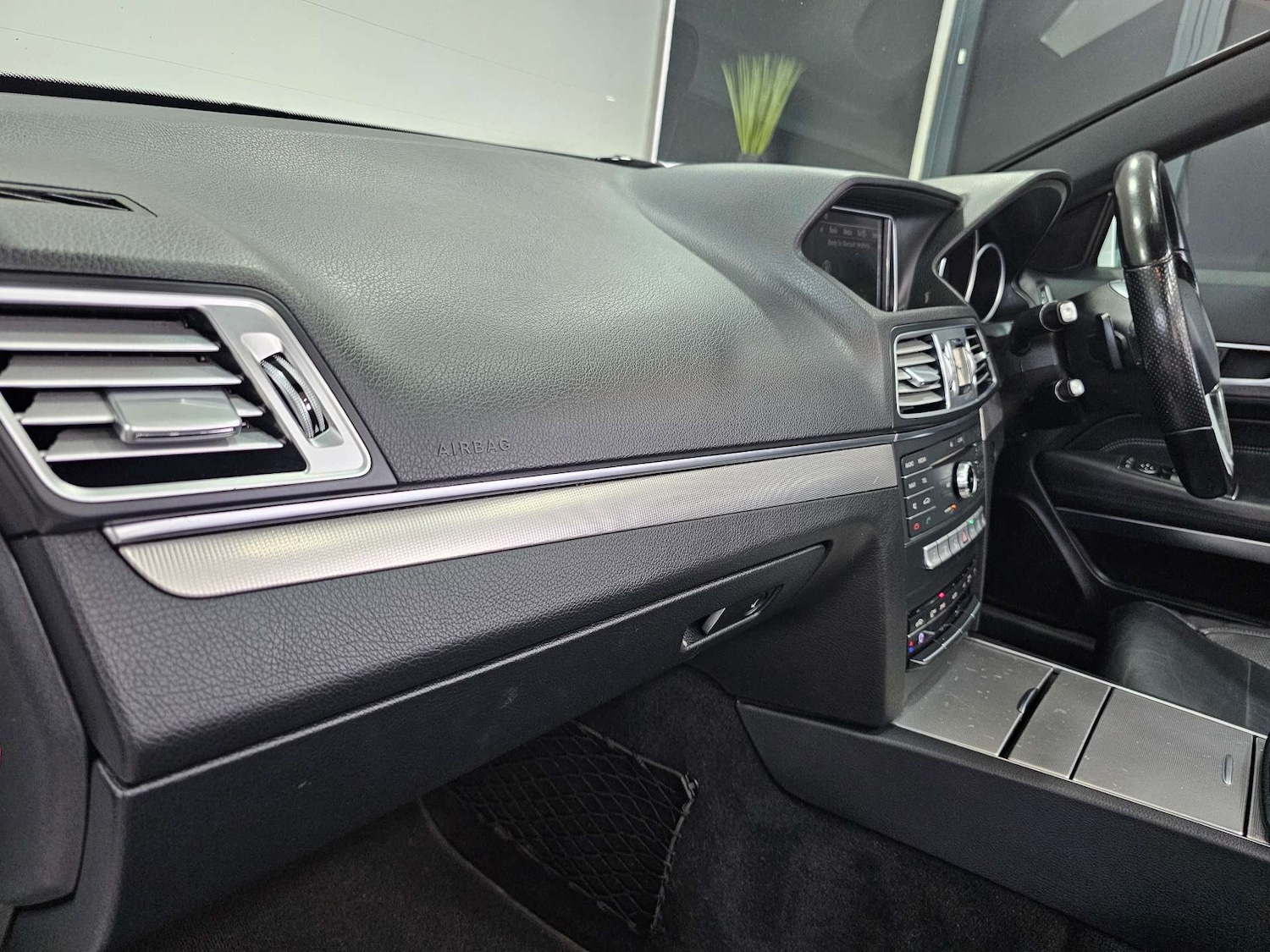 Used Mercedes-Benz E Class 2015 for sale - 76972322: Photo 63