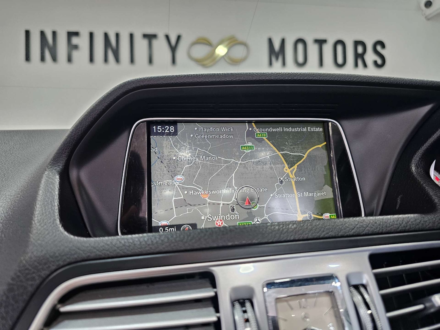 Used Mercedes-Benz E Class 2015 for sale - 76972322: Photo 64