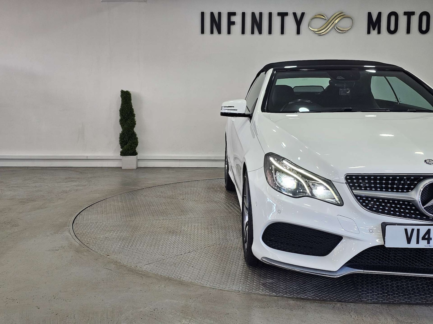 Used Mercedes-Benz E Class 2015 for sale - 76972322: Photo 66