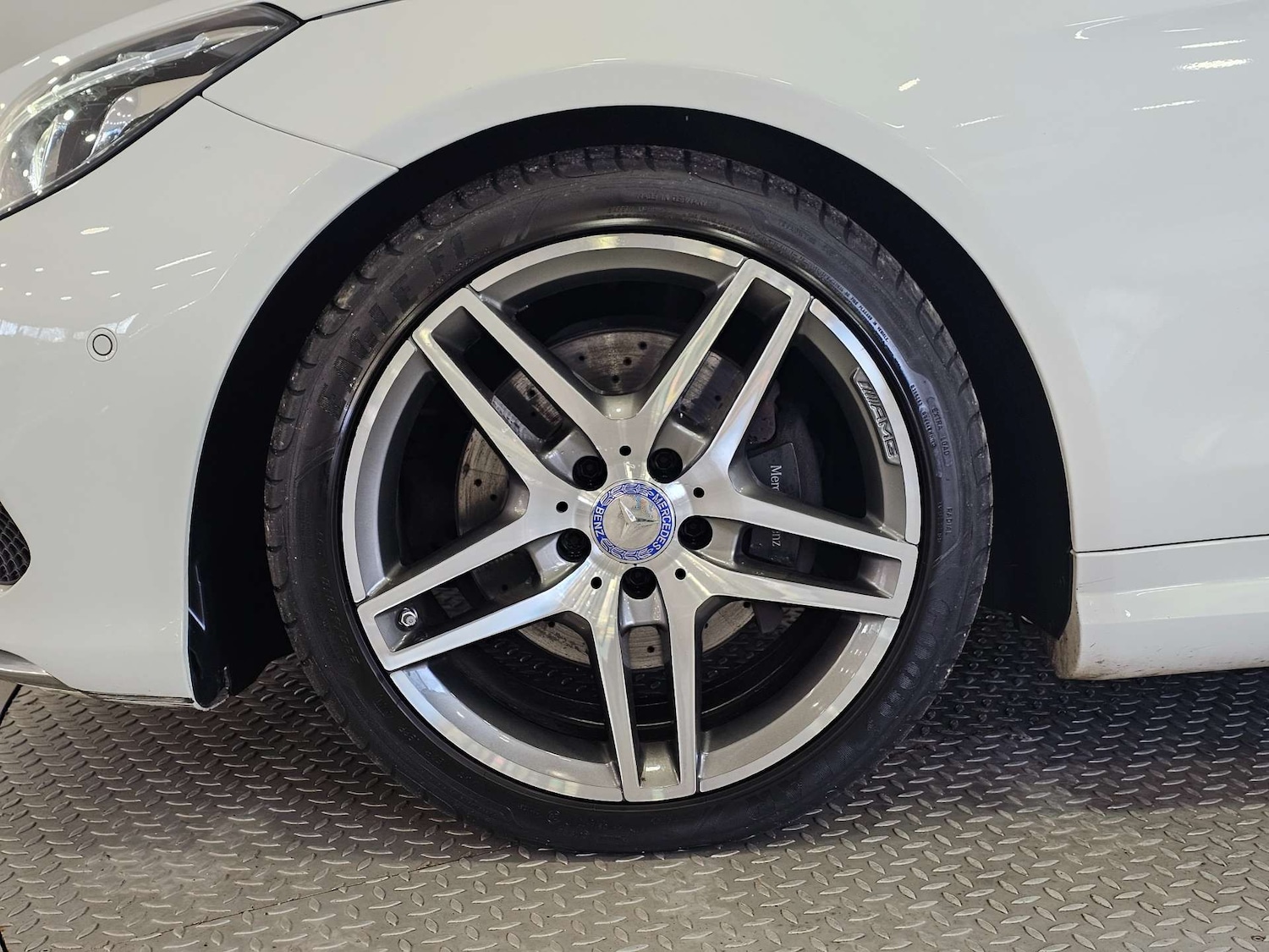 Used Mercedes-Benz E Class 2015 for sale - 76972322: Photo 70