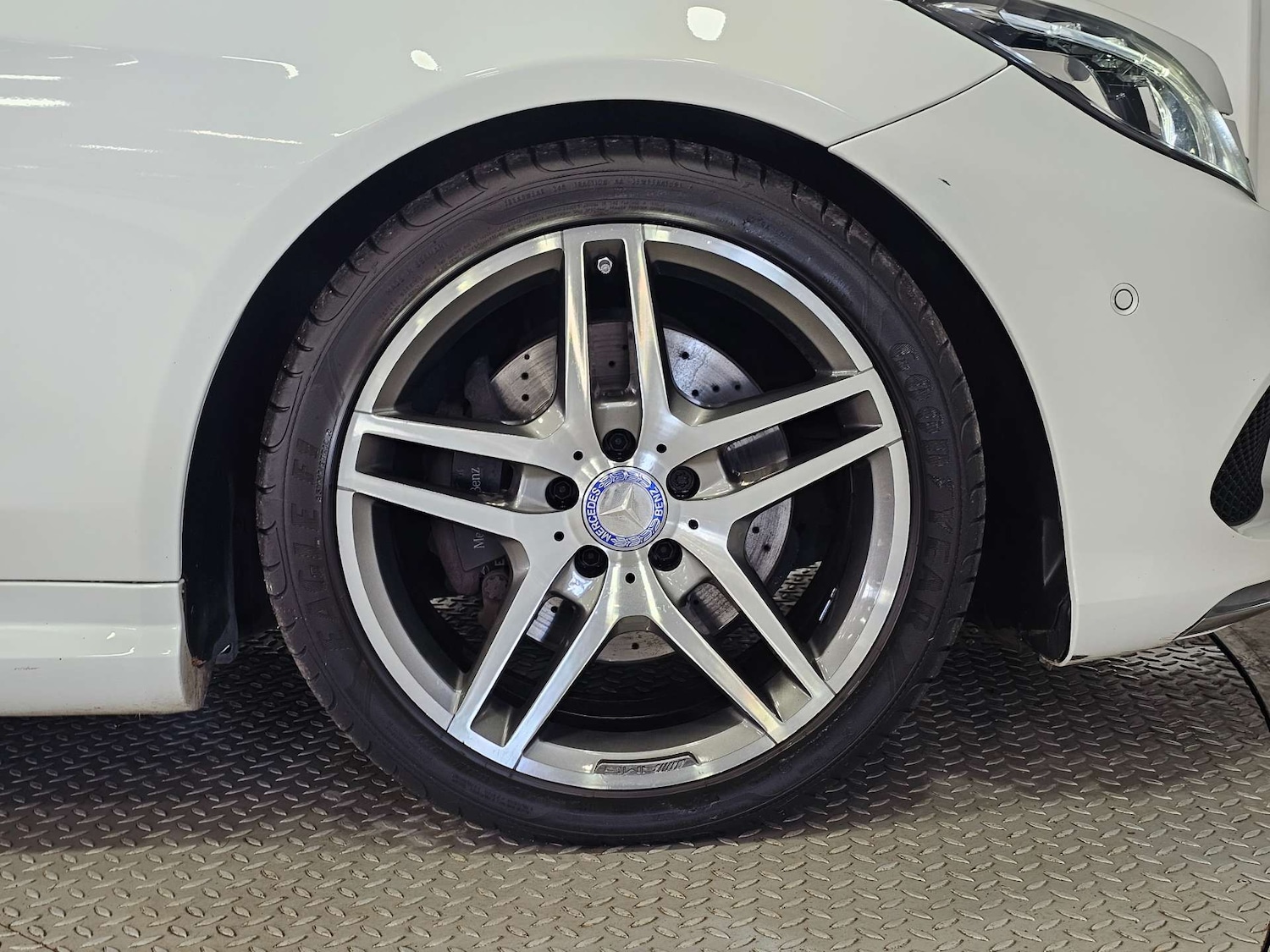 Used Mercedes-Benz E Class 2015 for sale - 76972322: Photo 78