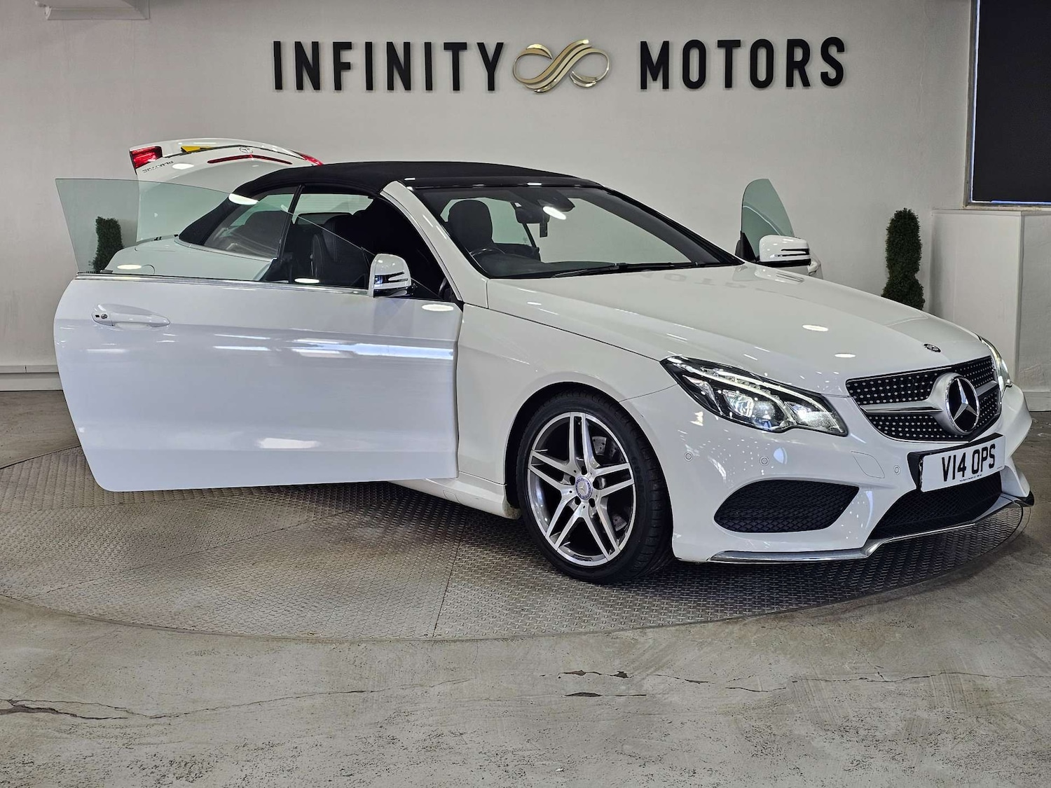 Used Mercedes-Benz E Class 2015 for sale - 76972322: Photo 80