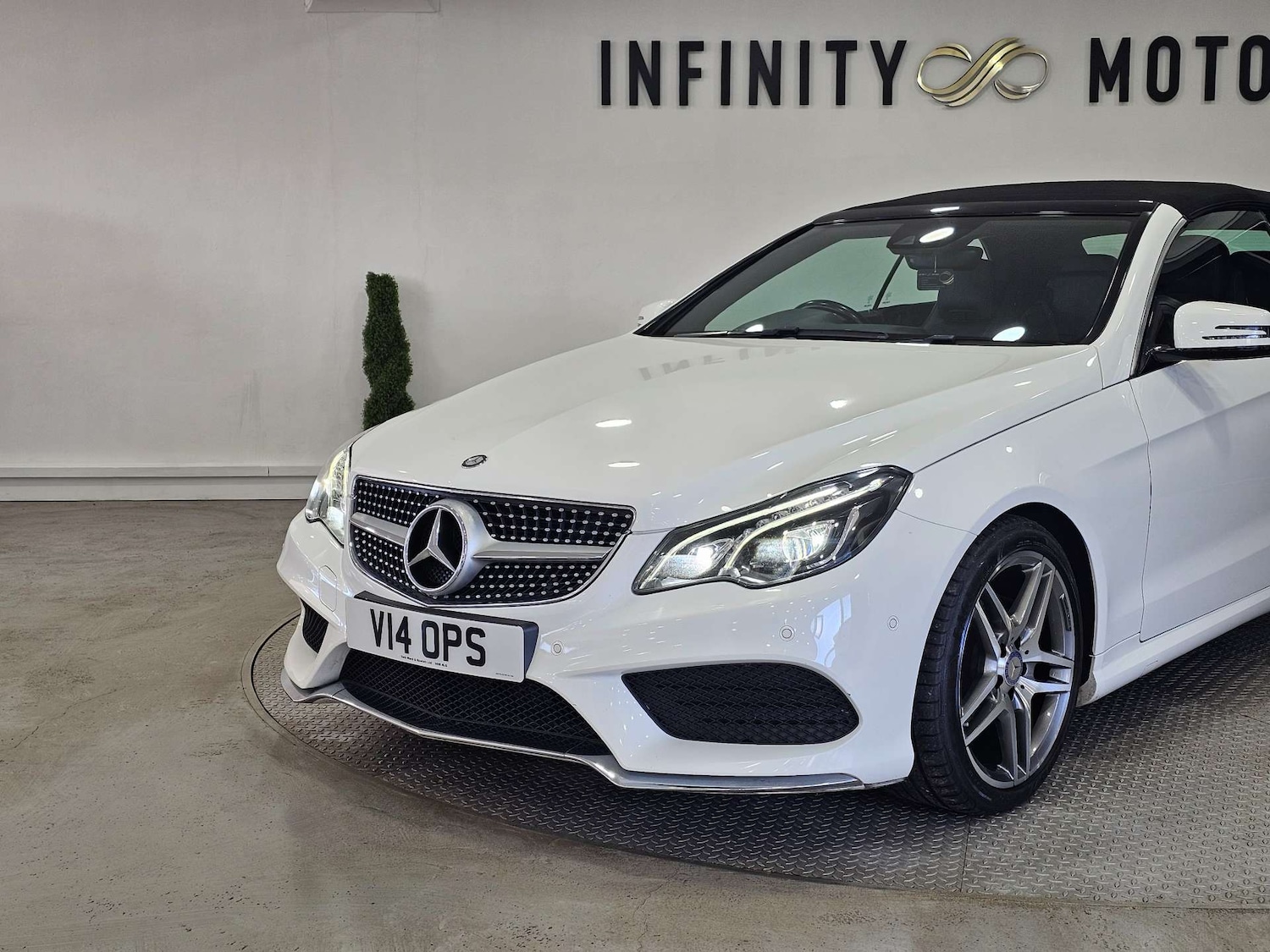 Used Mercedes-Benz E Class 2015 for sale - 76972322: Photo 87