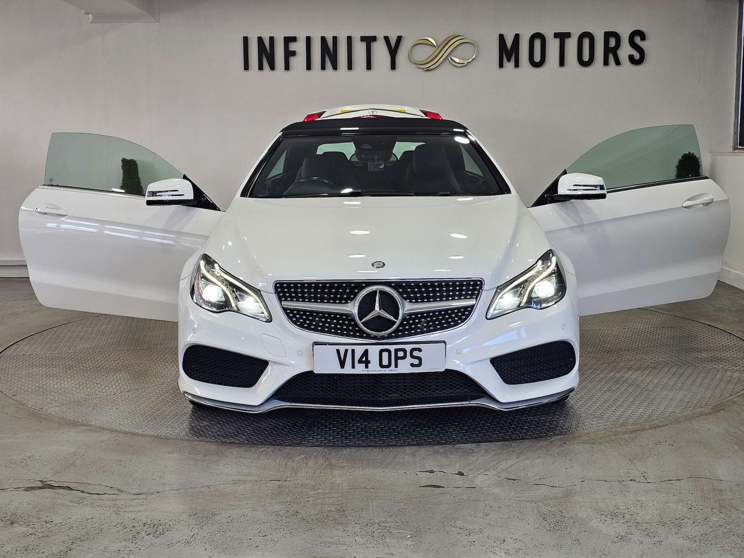 Used Mercedes-Benz E Class 2015 for sale - 76972322: Photo 91