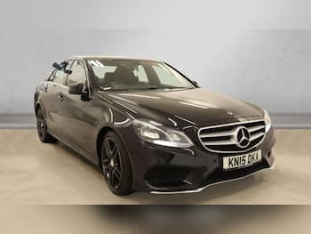 Used Mercedes-Benz E Class 2015 for sale - 79593619: Photo