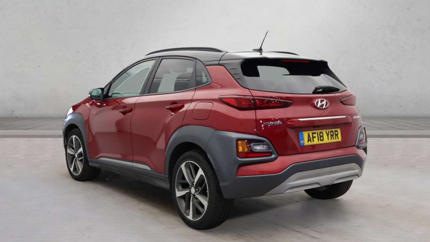 Used Hyundai KONA 2018 for sale - 76972493: Photo 4