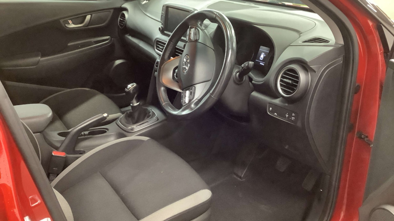 Used Hyundai KONA 2018 for sale - 76972493: Photo 9