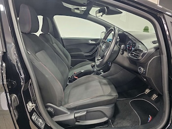 Used Ford Fiesta 2018 for sale - 76972358: Photo