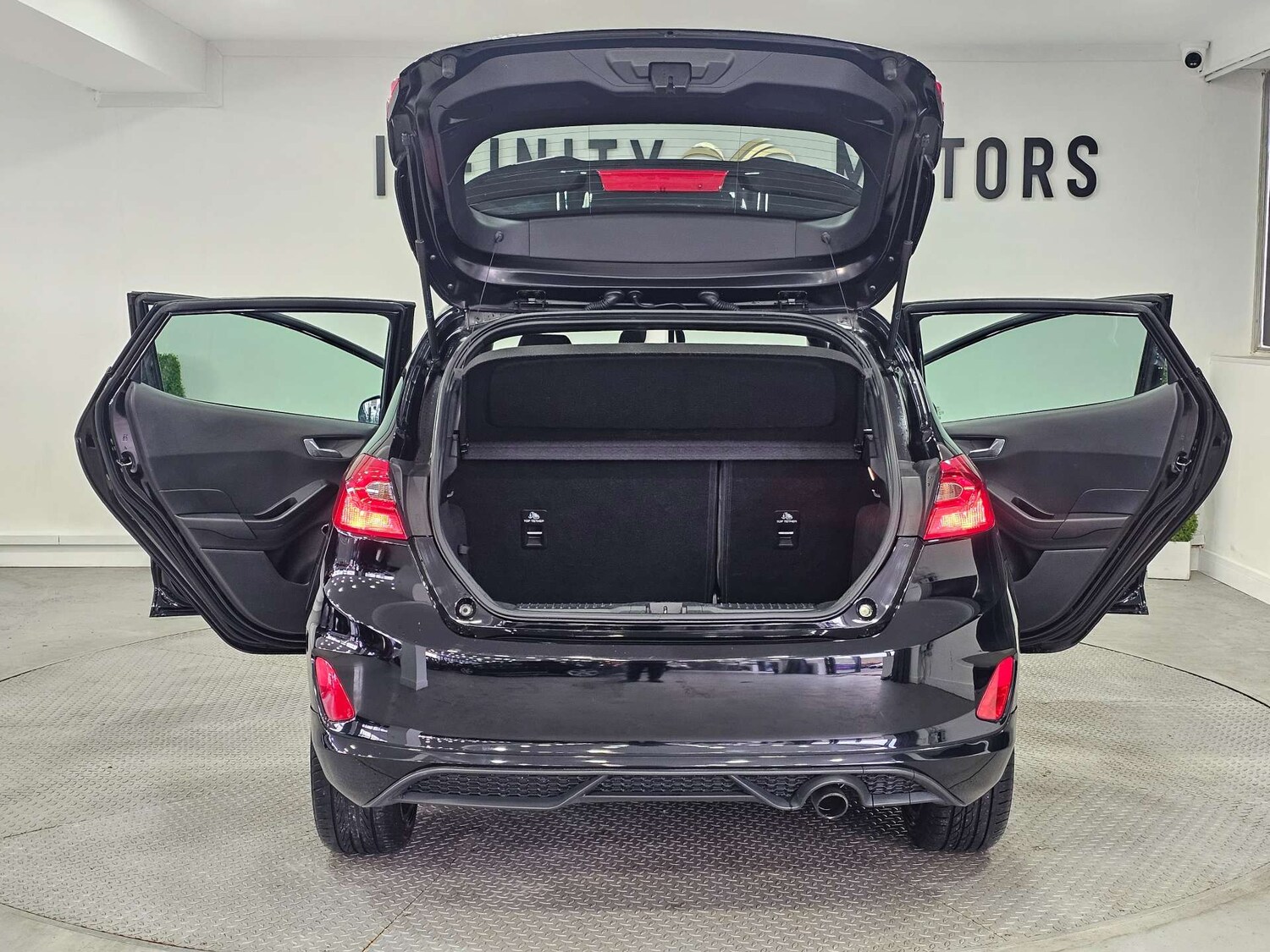 Used Ford Fiesta 2018 for sale - 76972358: Photo 48