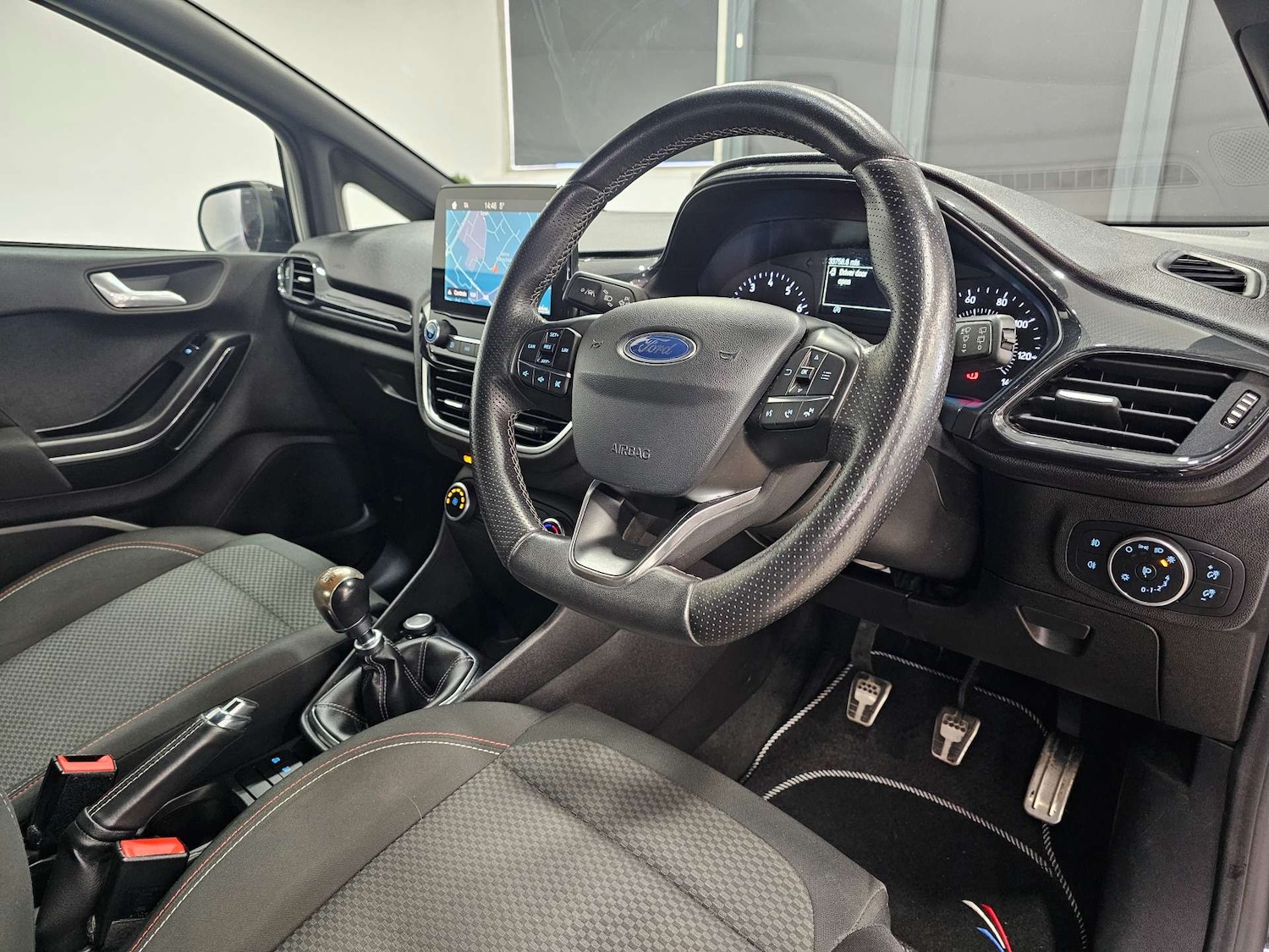 Used Ford Fiesta 2018 for sale - 76972358: Photo 5