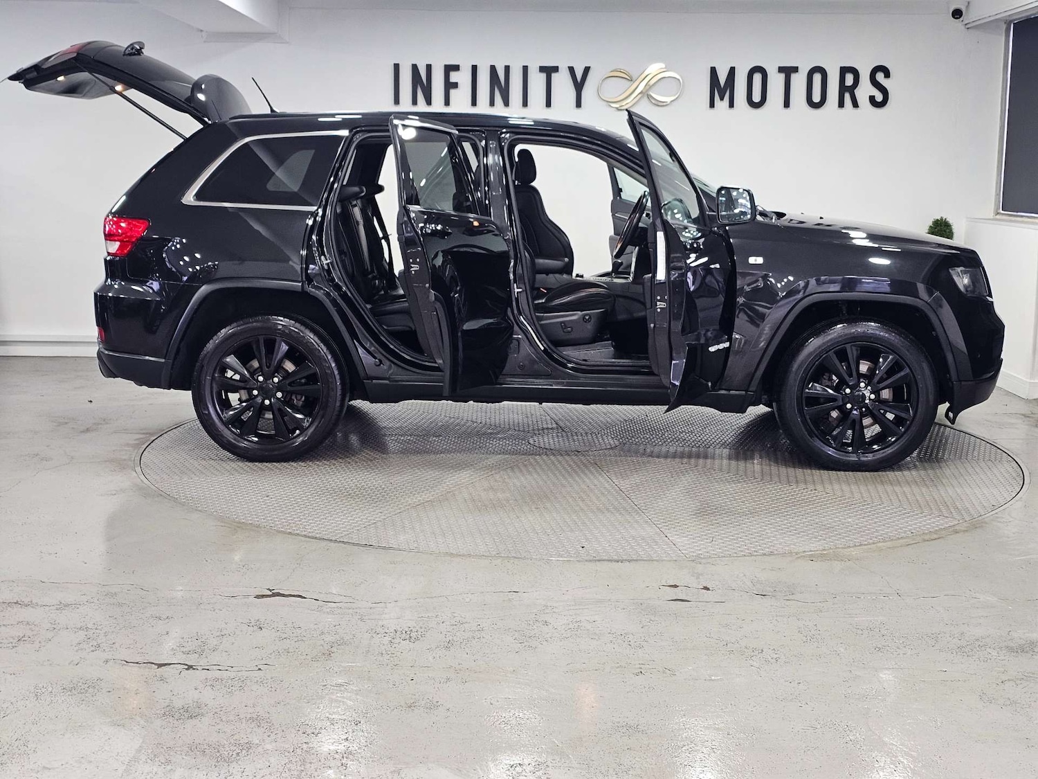 Used Jeep Grand Cherokee 2013 for sale - 76972455: Photo 44