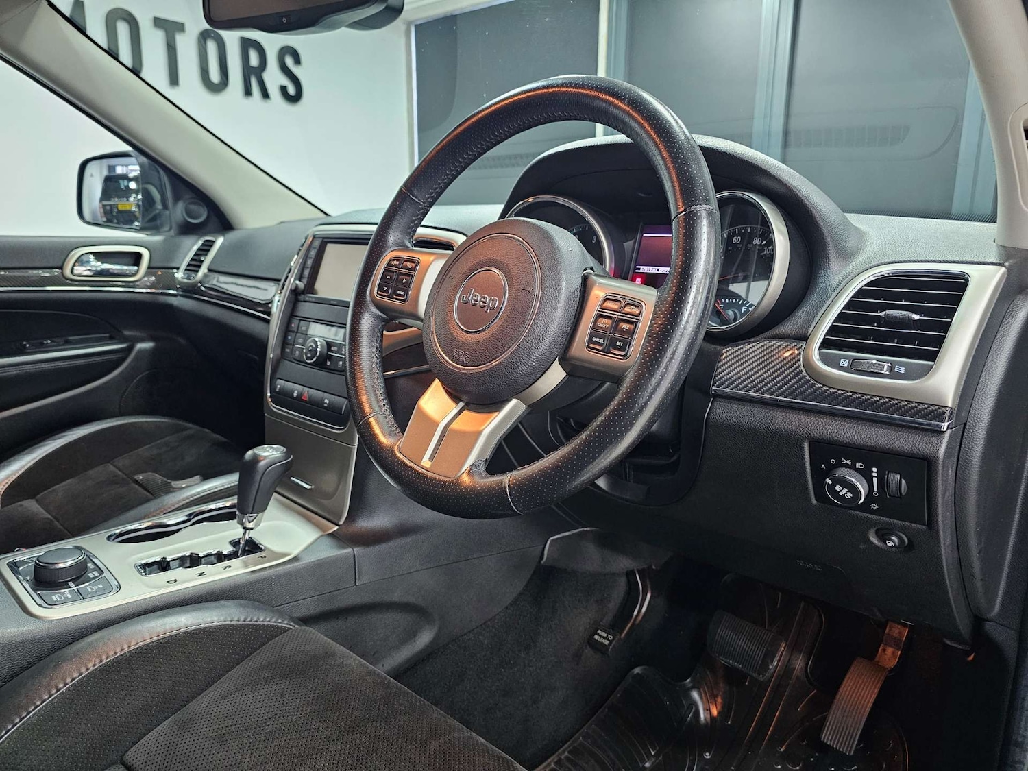 Used Jeep Grand Cherokee 2013 for sale - 76972455: Photo 50