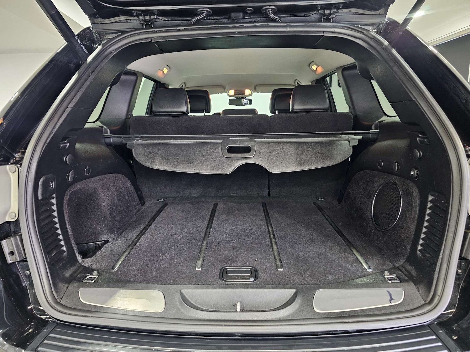 Used Jeep Grand Cherokee 2013 for sale - 76972455: Photo 83