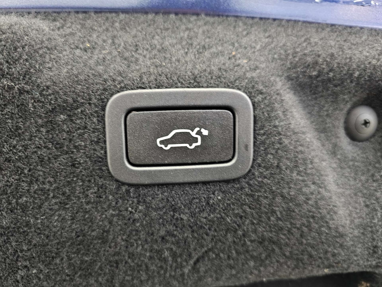 Used Jaguar XE 2017 for sale - 76972341: Photo 13