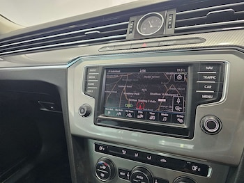 Used Volkswagen Passat 2016 for sale - 79393343: Photo