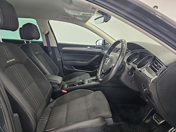 Used Volkswagen Passat 2016 for sale - 79393343: Photo