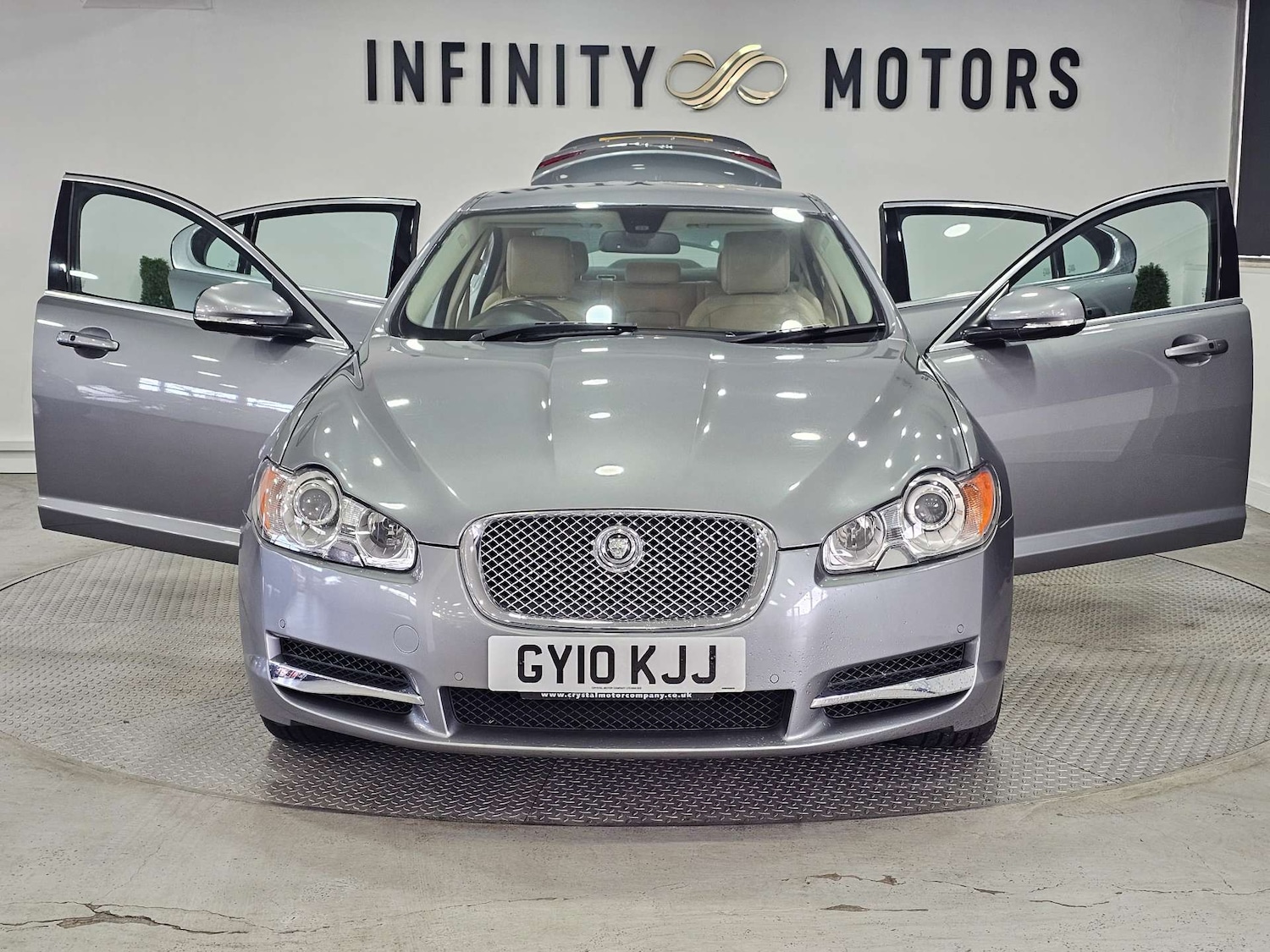 Used Jaguar XF 2010 for sale - 76972368: Photo 38