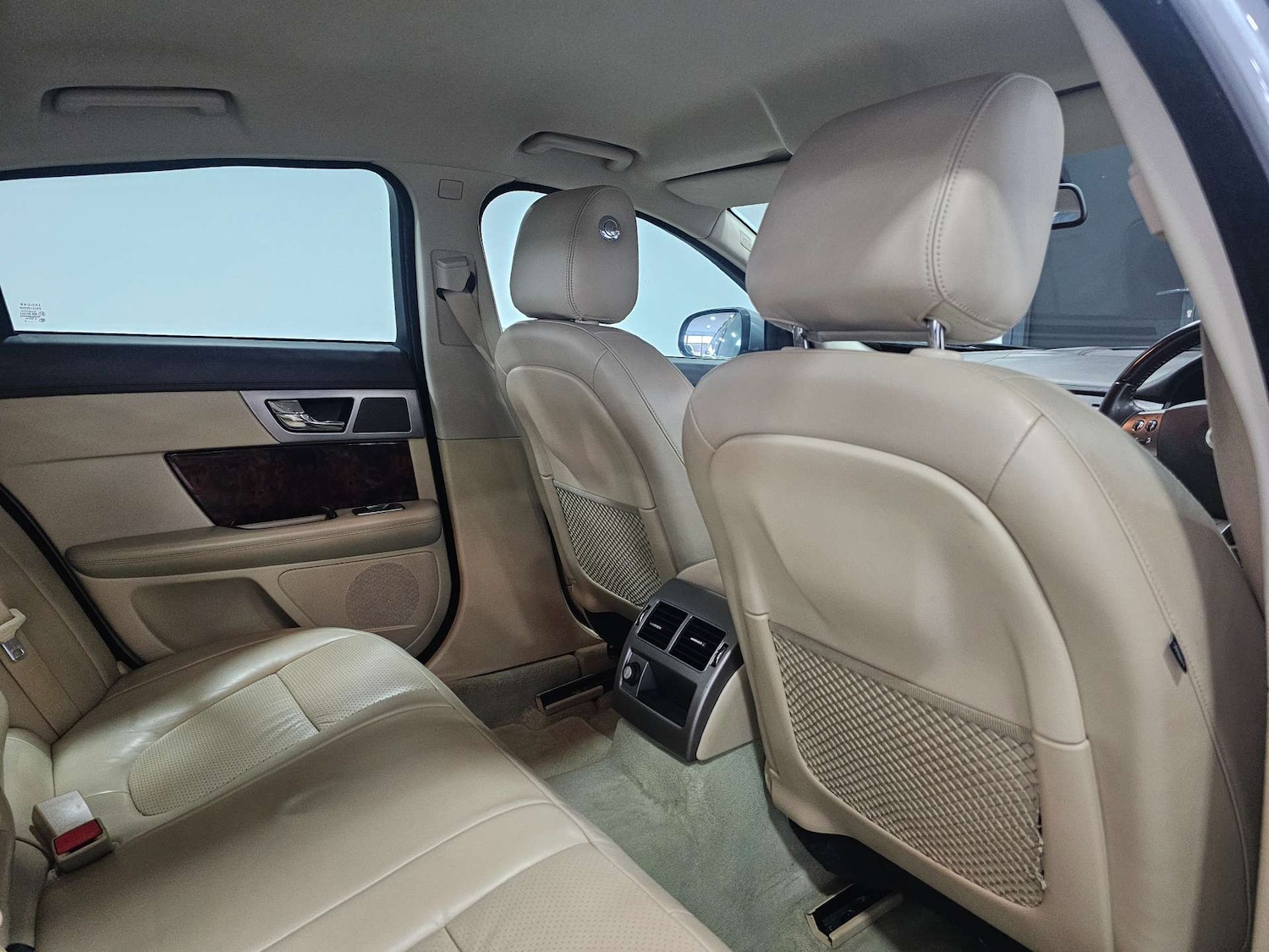 Used Jaguar XF 2010 for sale - 76972368: Photo 73