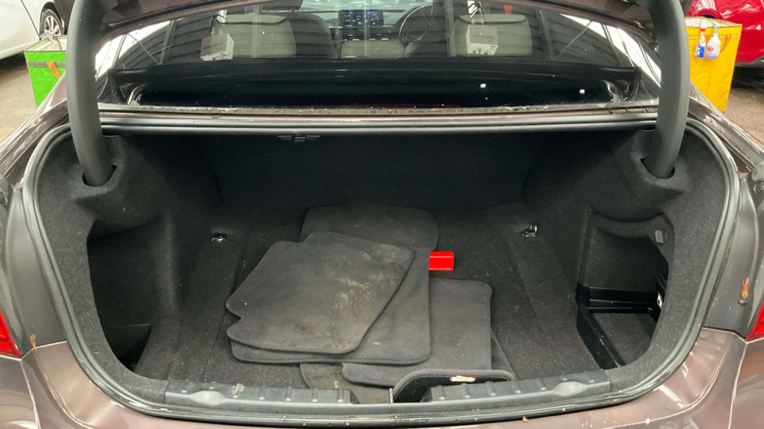 Used BMW 3 Series 2013 for sale - 77700908: Photo 11