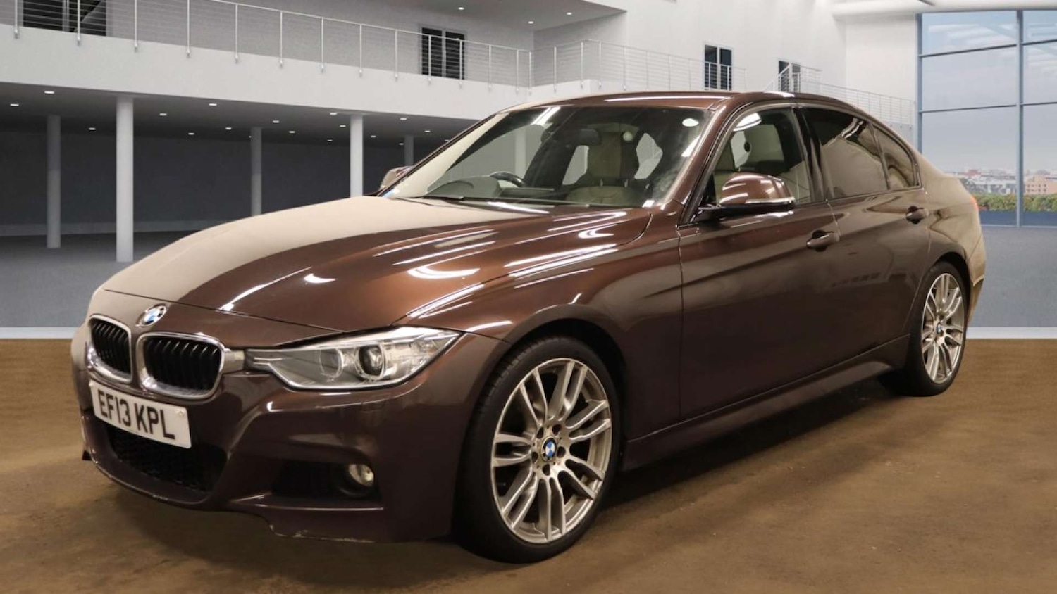 Used BMW 3 Series 2013 for sale - 77700908: Photo 2