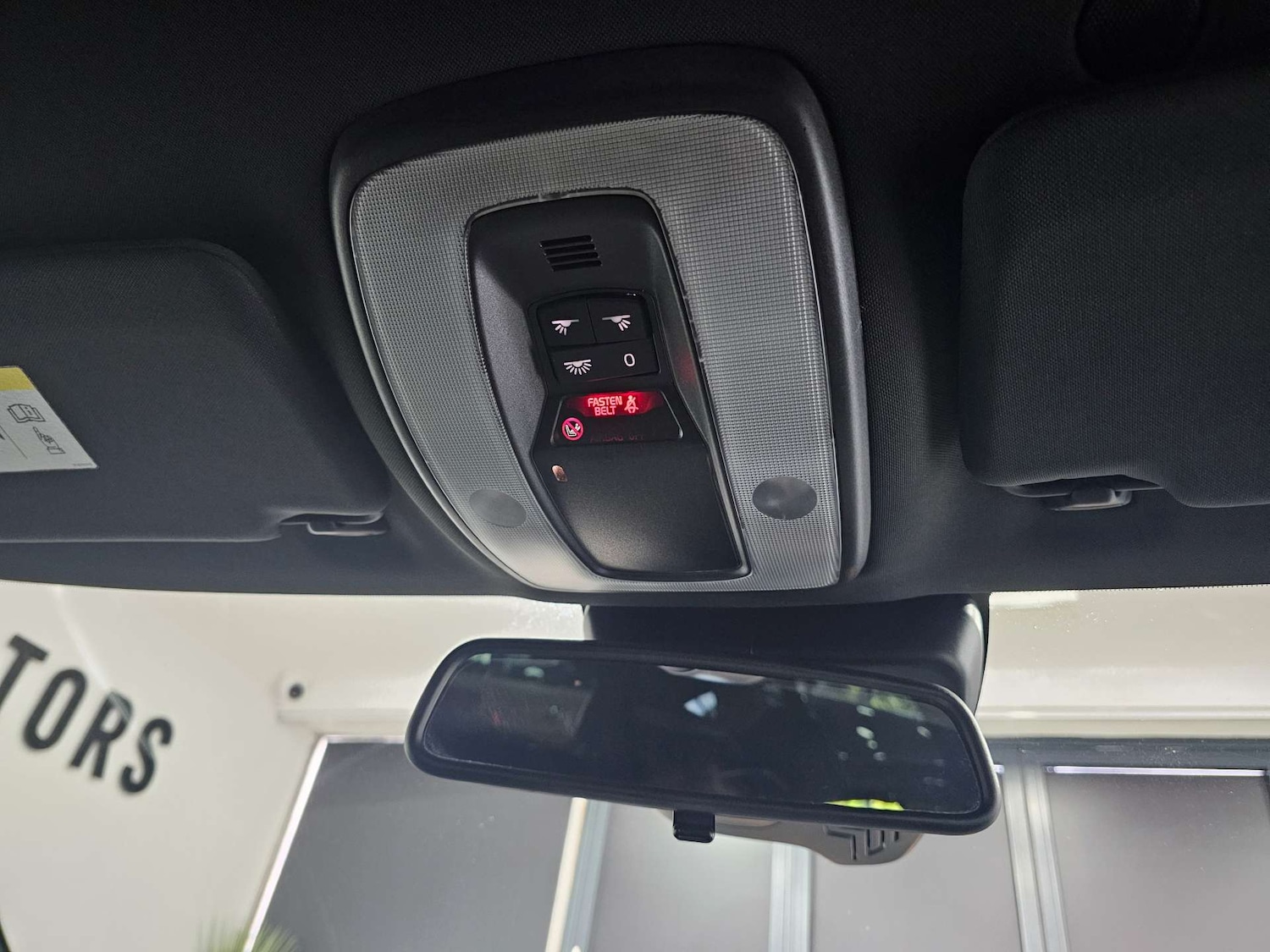 Used Volvo V60 2016 for sale - 77836346: Photo 68