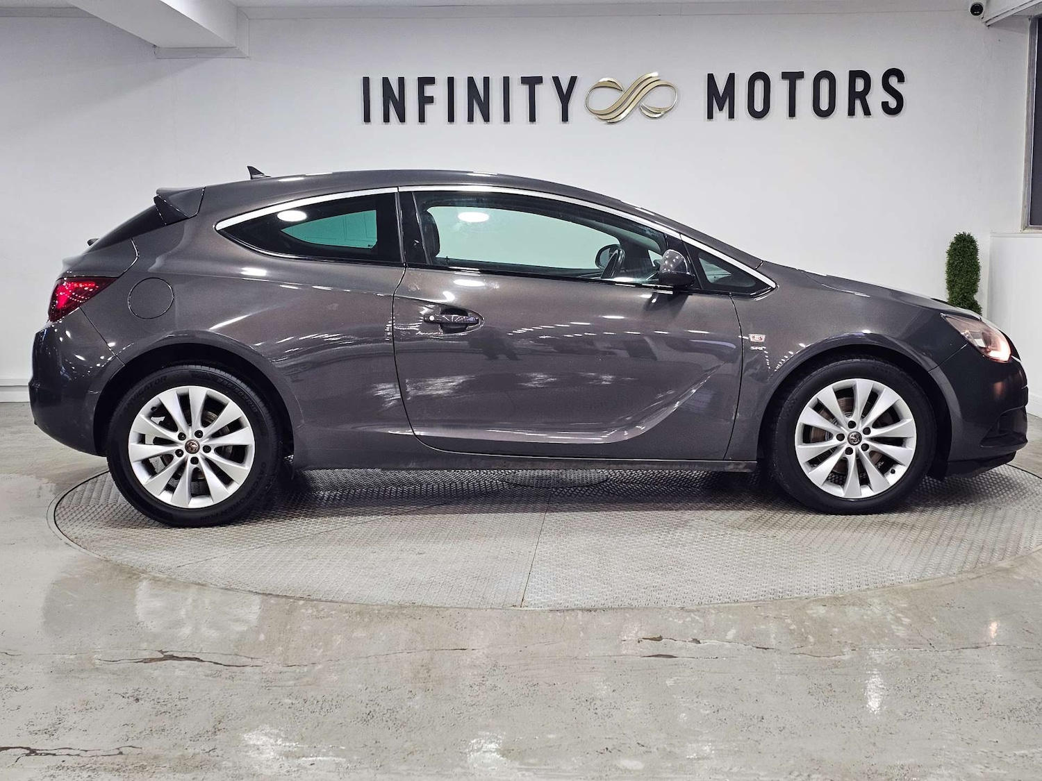 Used Vauxhall Astra GTC 2013 for sale - 77056469: Photo 35