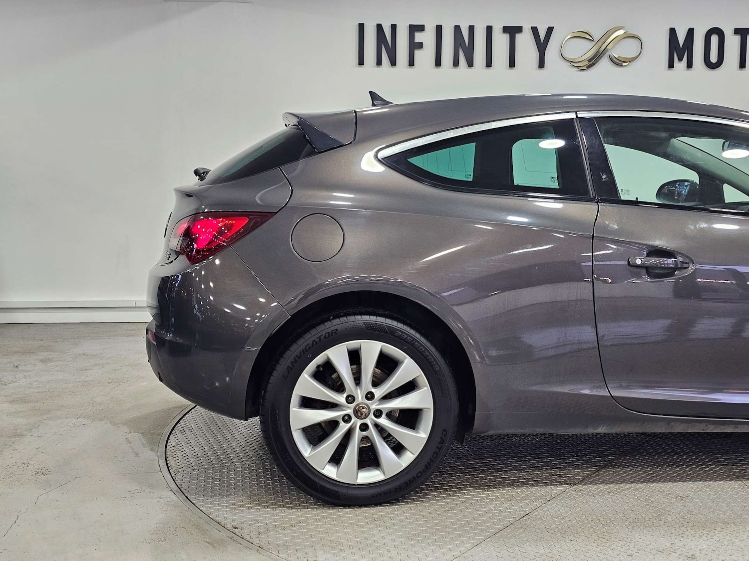 Used Vauxhall Astra GTC 2013 for sale - 77056469: Photo 37