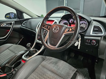 Used Vauxhall Astra GTC 2013 for sale - 77056469: Photo