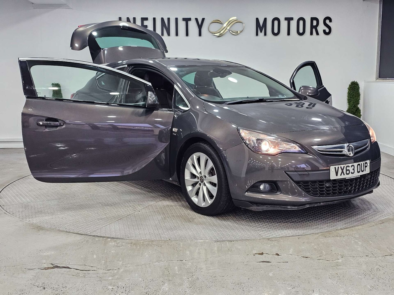 Used Vauxhall Astra GTC 2013 for sale - 77056469: Photo 43