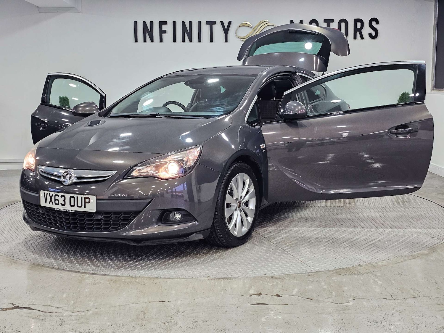 Used Vauxhall Astra GTC 2013 for sale - 77056469: Photo 45