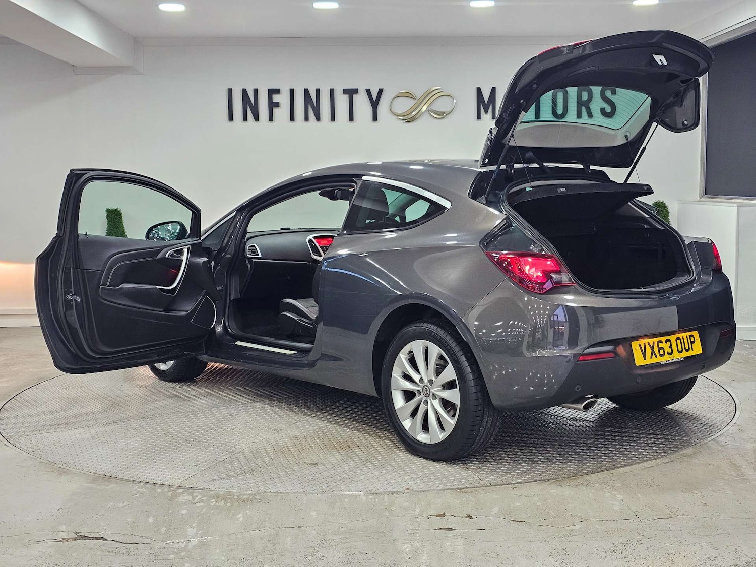 Used Vauxhall Astra GTC 2013 for sale - 77056469: Photo 47