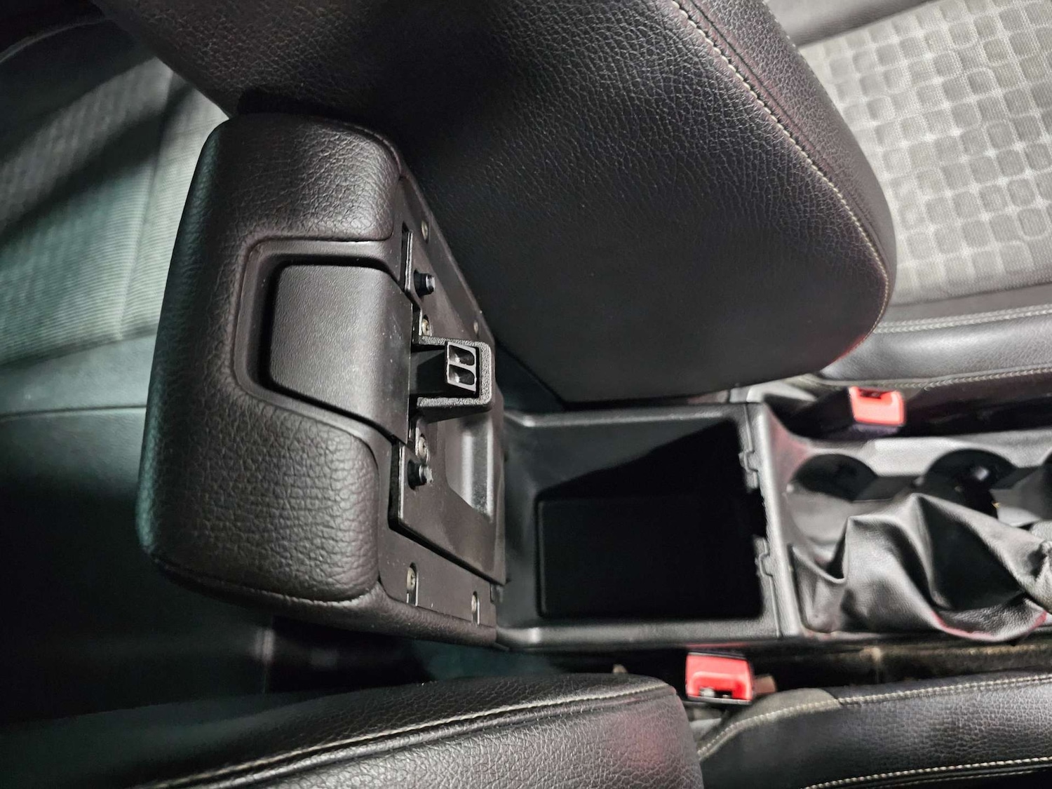 Used Vauxhall Astra GTC 2013 for sale - 77056469: Photo 64