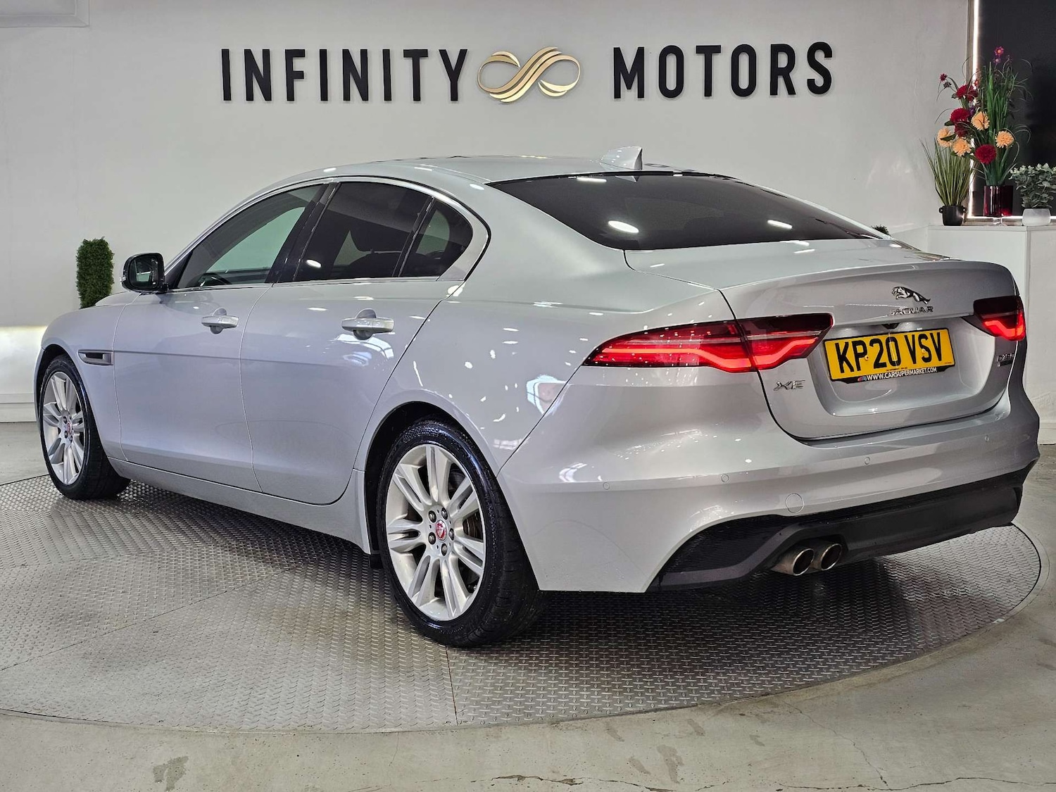 Used Jaguar XE 2020 for sale - 77161981: Photo 27