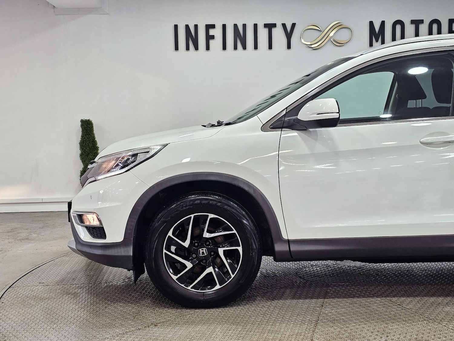 Used Honda CR-V 2017 for sale - 76972460: Photo 22