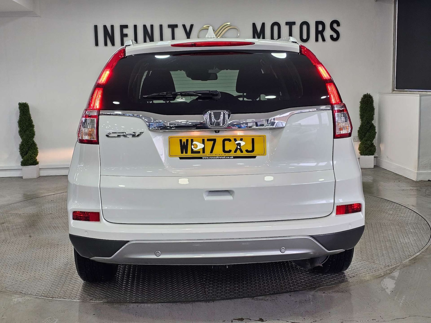 Used Honda CR-V 2017 for sale - 76972460: Photo 29