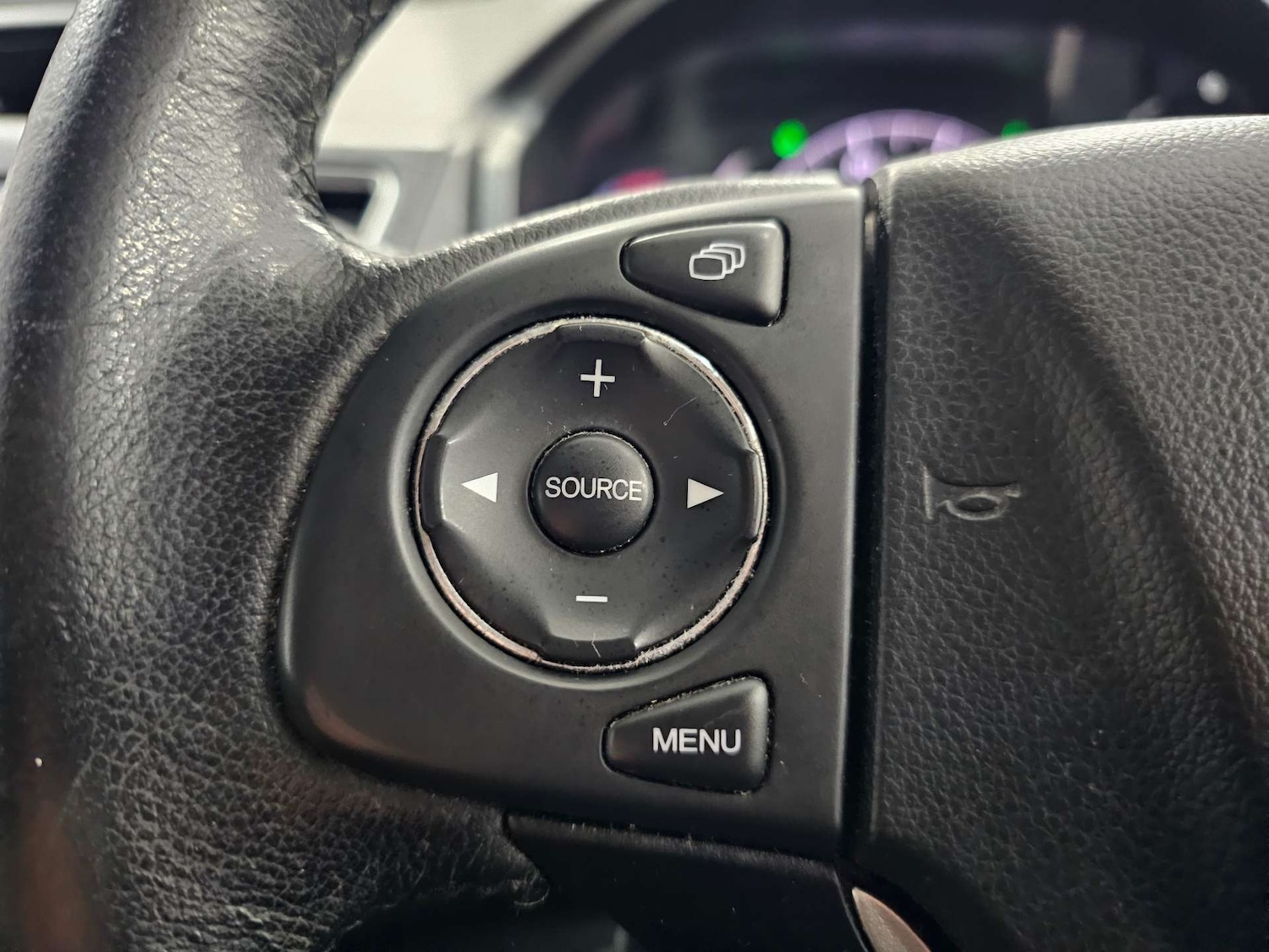 Used Honda CR-V 2017 for sale - 76972460: Photo 60