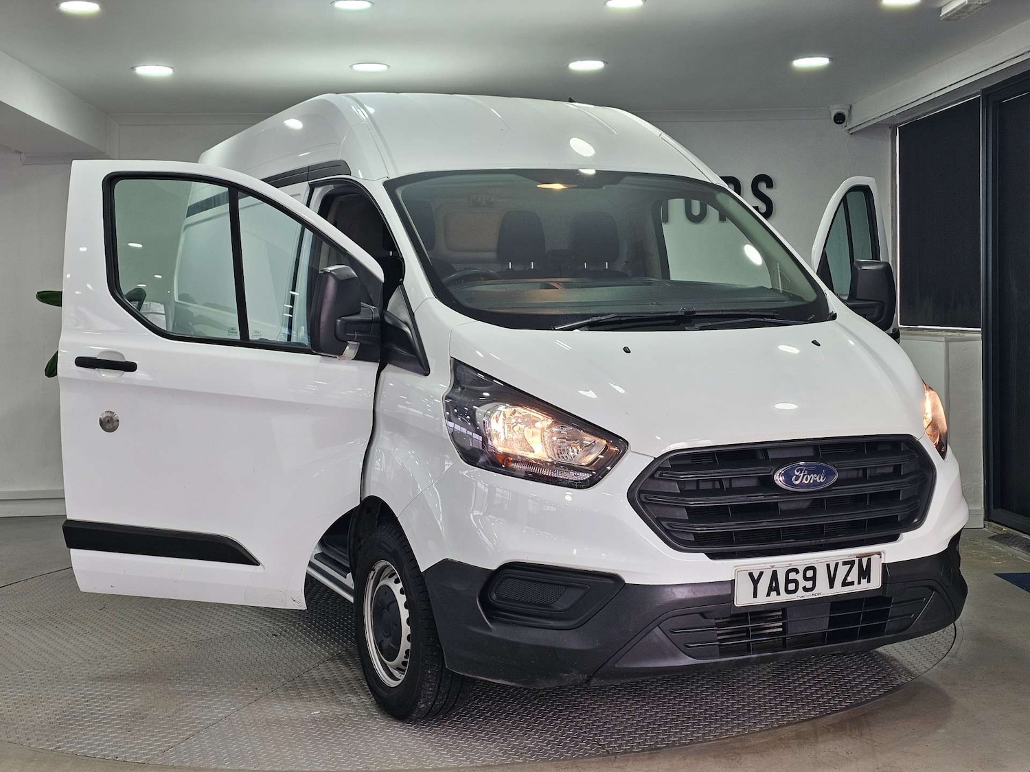 Used Ford Transit Custom 2020 for sale - 78131945: Photo 41