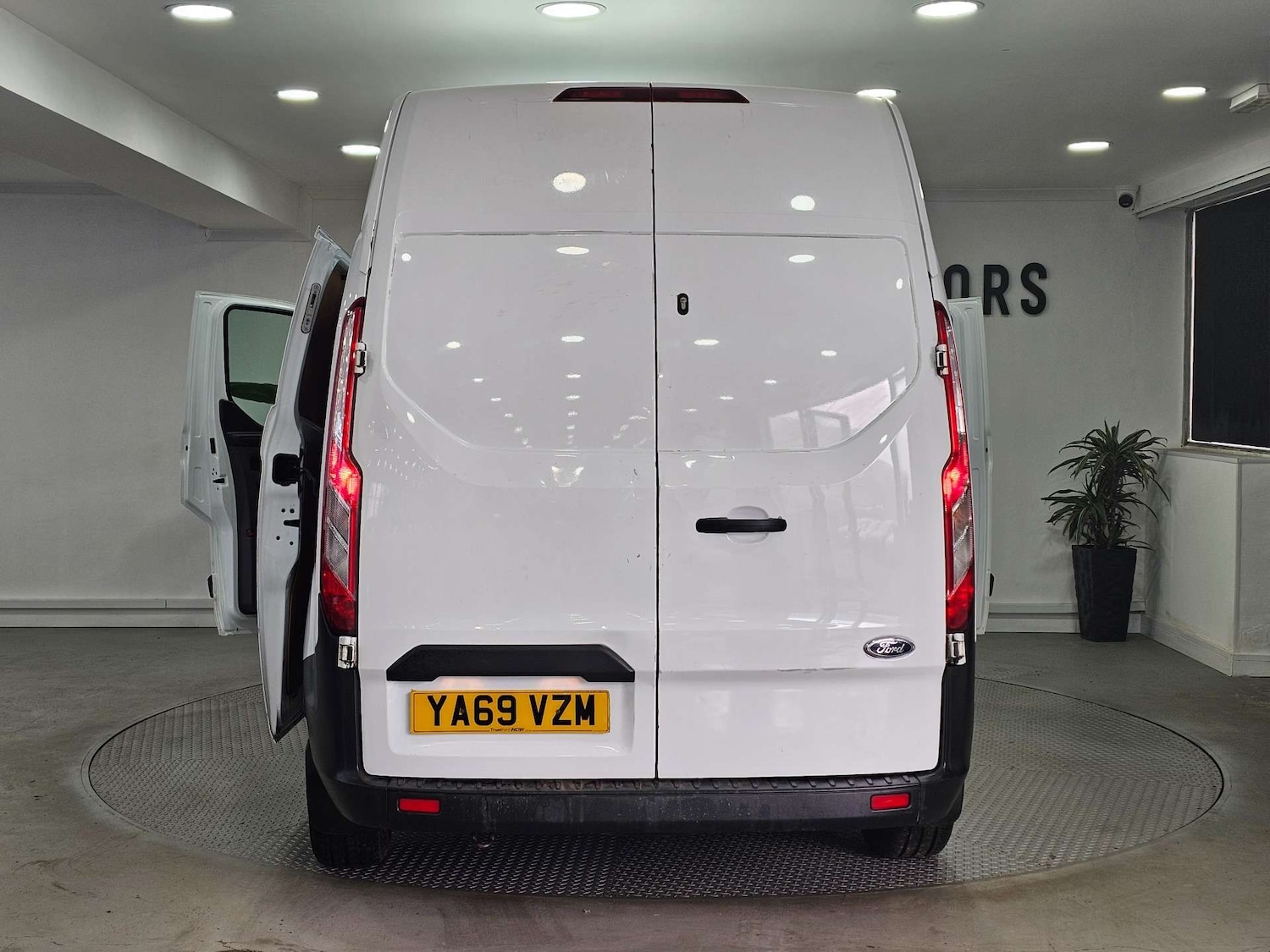 Used Ford Transit Custom 2020 for sale - 78131945: Photo 43