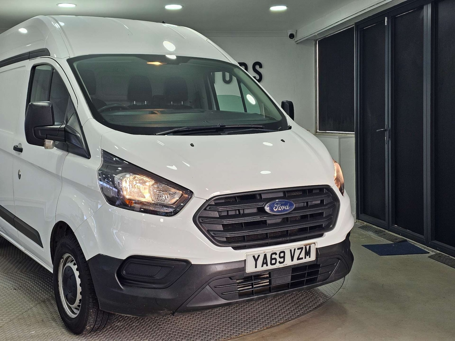 Used Ford Transit Custom 2020 for sale - 78131945: Photo 9