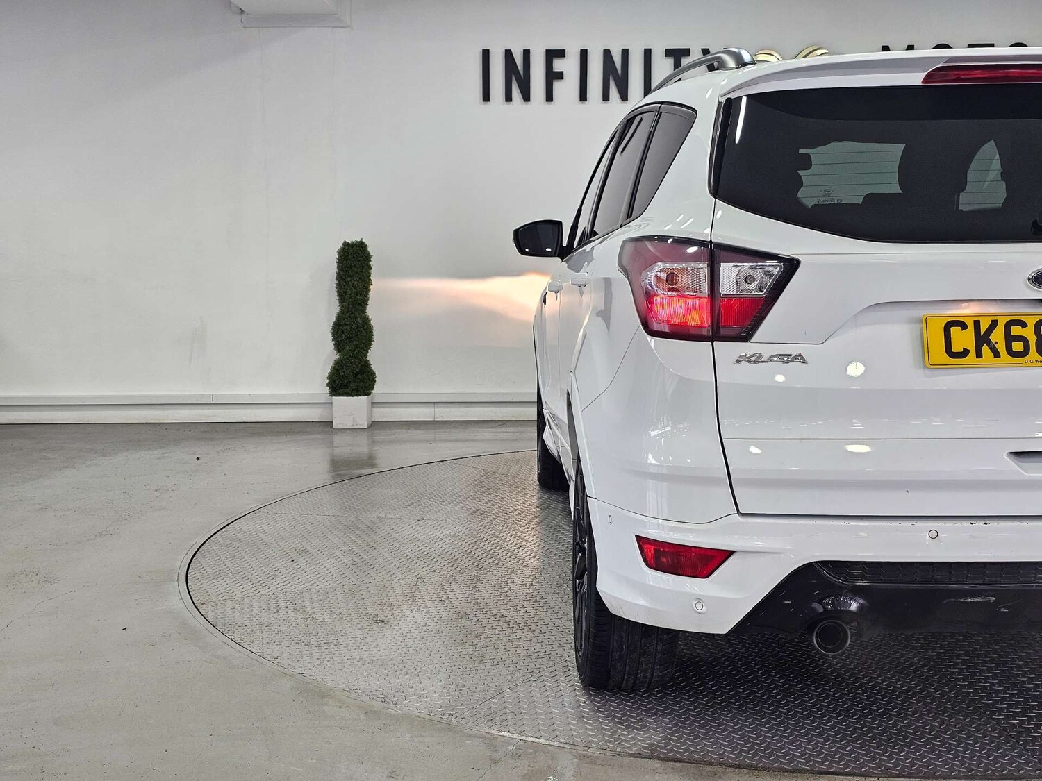 Used Ford Kuga 2018 for sale - 77474636: Photo 27