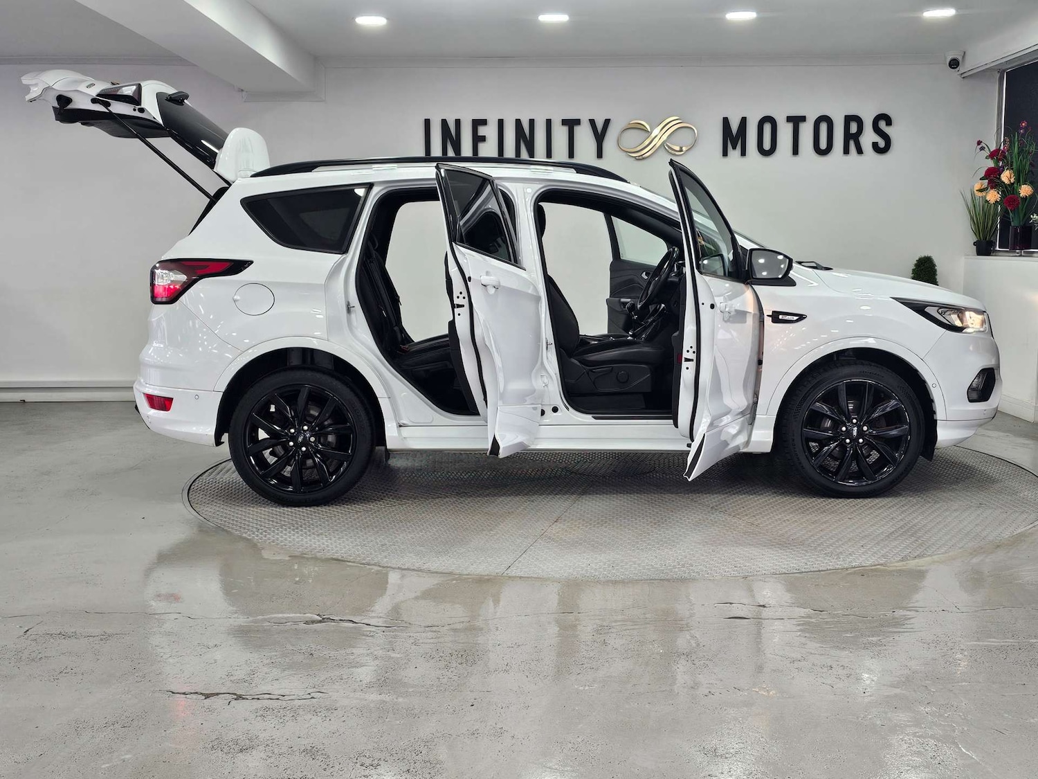 Used Ford Kuga 2018 for sale - 77474636: Photo 42