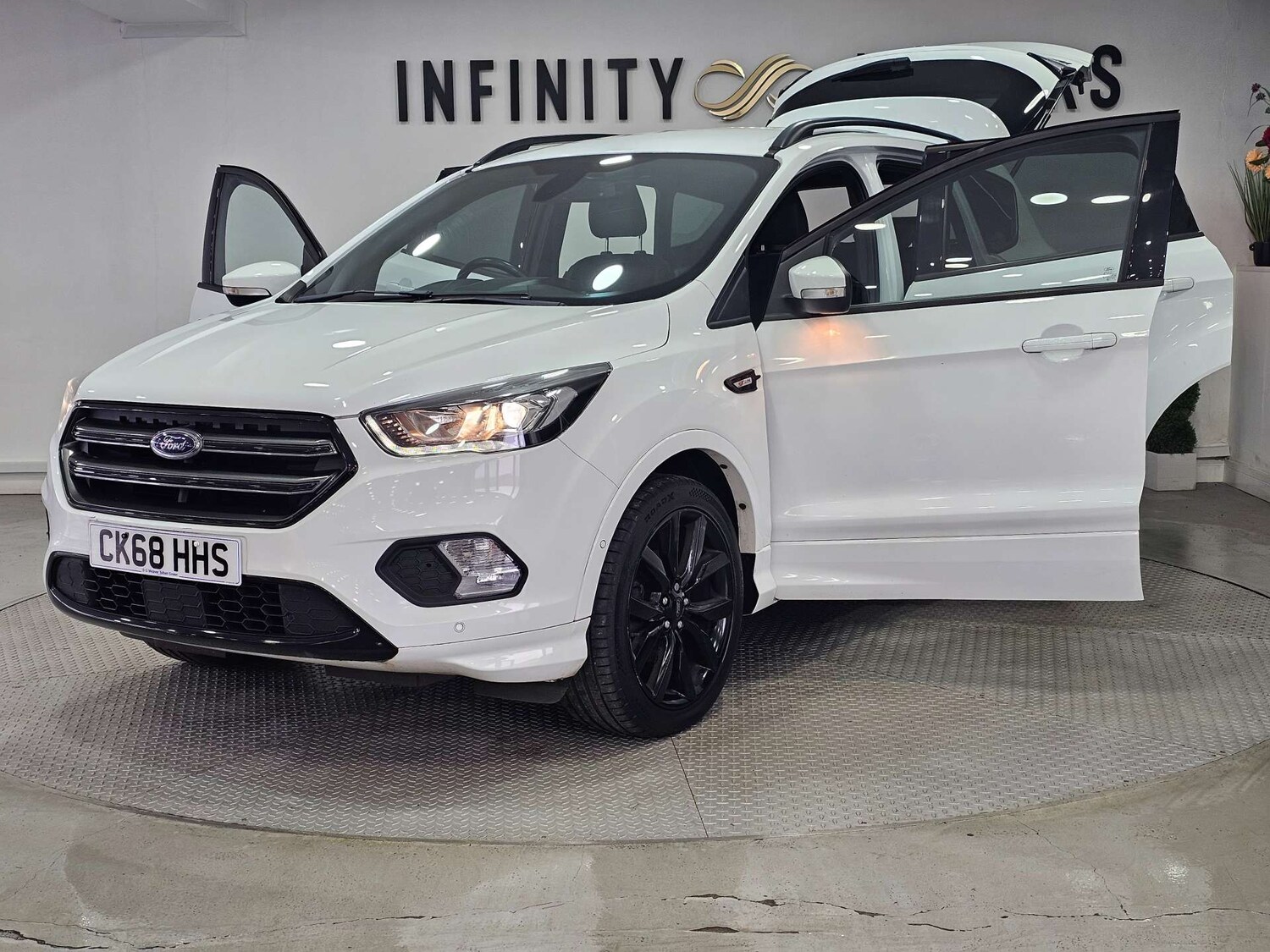 Used Ford Kuga 2018 for sale - 77474636: Photo 45