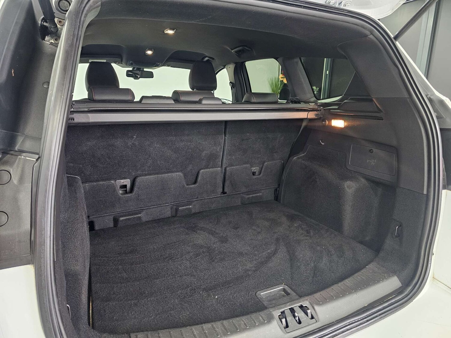 Used Ford Kuga 2018 for sale - 77474636: Photo 52