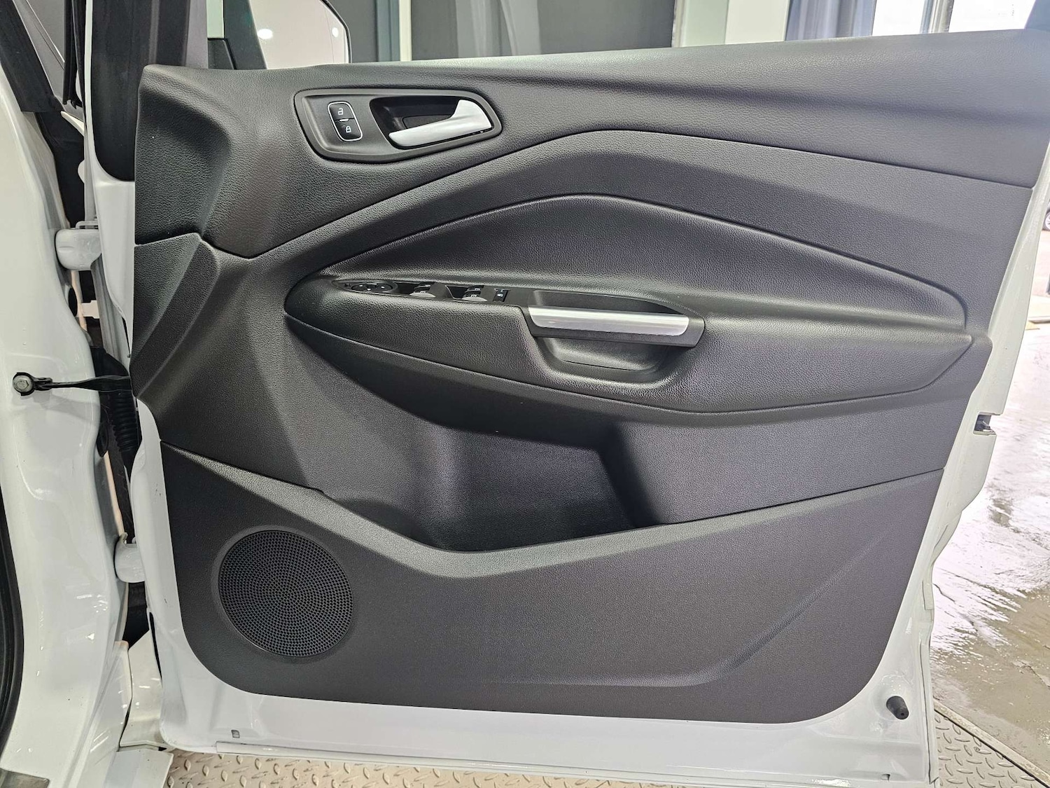 Used Ford Kuga 2018 for sale - 77474636: Photo 53